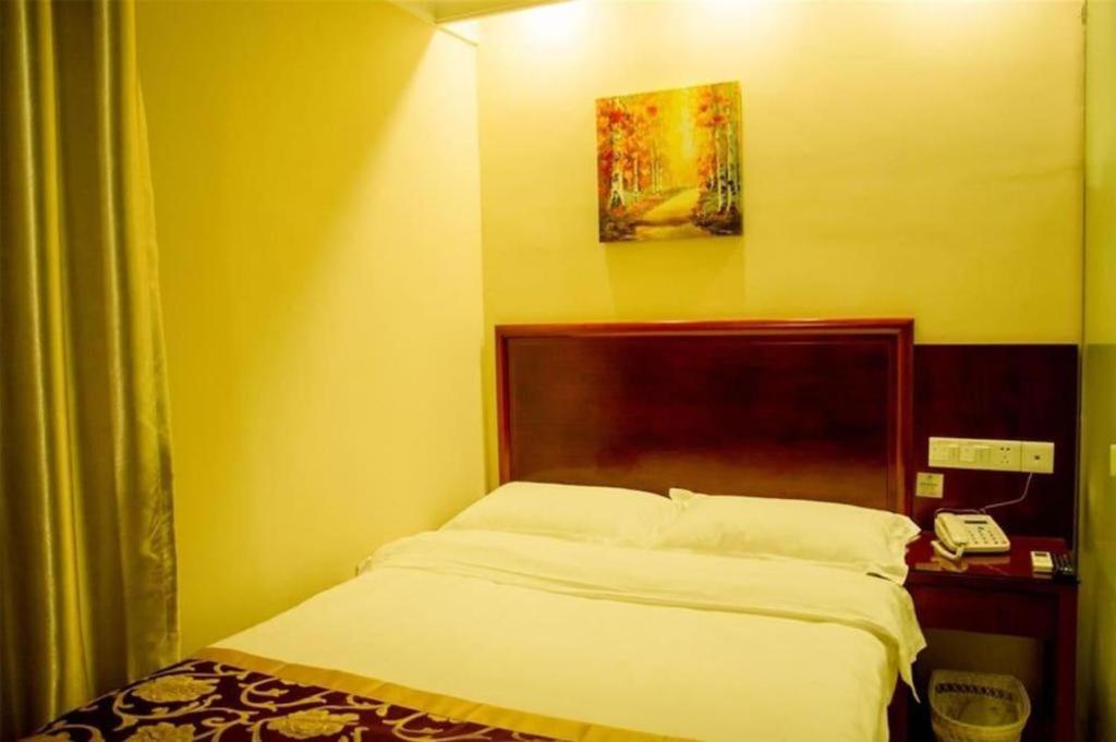 Greentree Inn Linyi Feixian Jianshe Road Express Hotel Exterior photo
